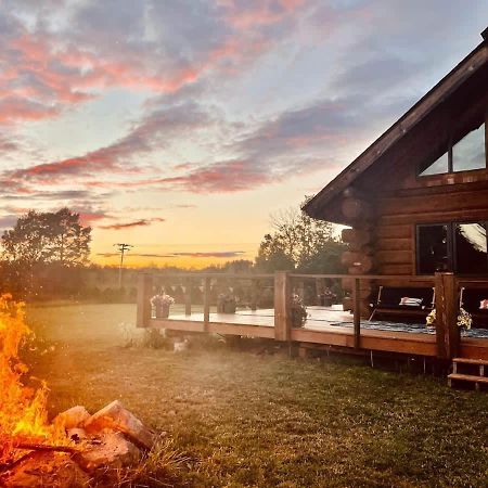 Stunning Log Cabin Getaway At The Hannu Haus آيرونوود المظهر الخارجي الصورة