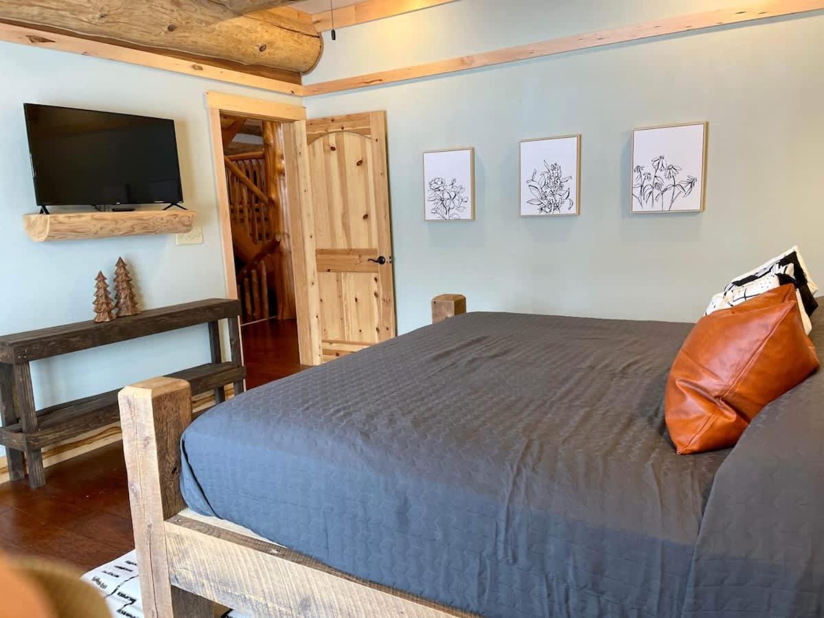 Stunning Log Cabin Getaway At The Hannu Haus آيرونوود المظهر الخارجي الصورة